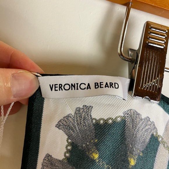 Veronica Beard NWT Silk Scarf Purple Green Equestrian Old Money Luxury Preppy - Picture 4 of 11